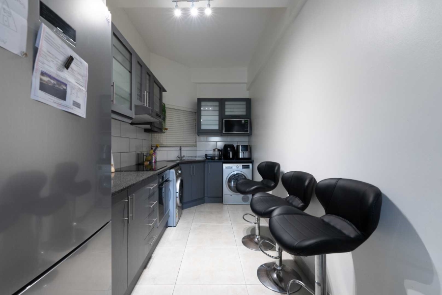 2 Bedroom Property for Sale in Cape Town City Centre Western Cape